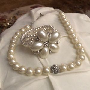 Pearl and diamond look alike costume jewelry